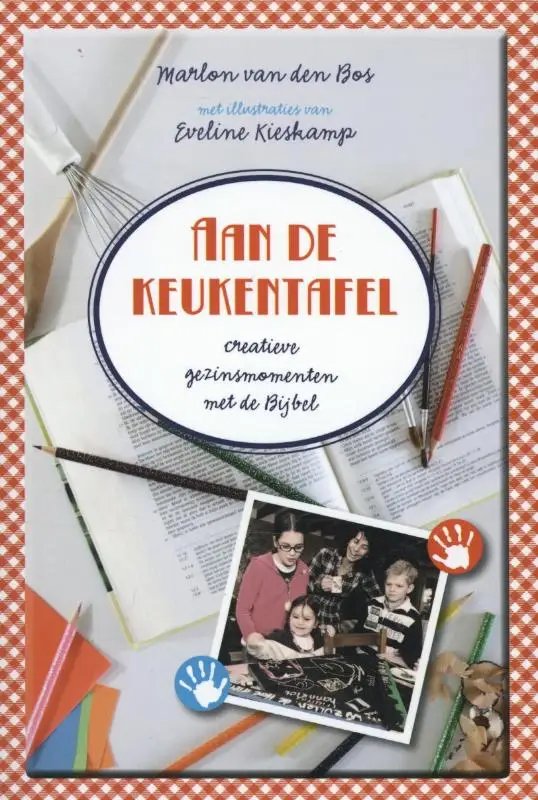 Aan de keukentafel